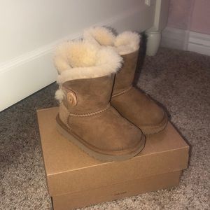UGG Bailey Button ll Boot